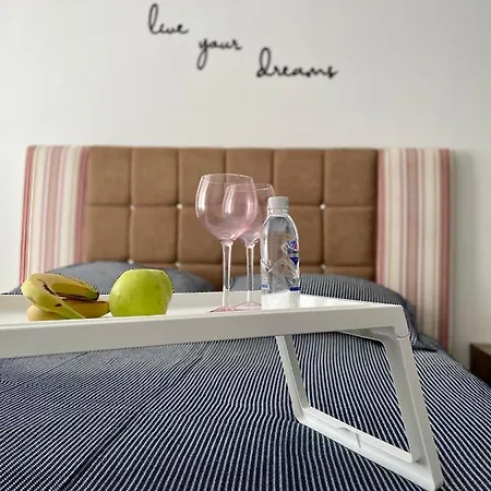 Central Location , Modern Family , Near Sea Apartament *